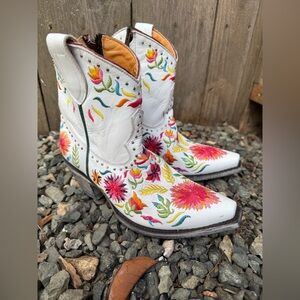 Old Gringo Summer Soul Cowboy Boots Embroidered Flowers Size 6